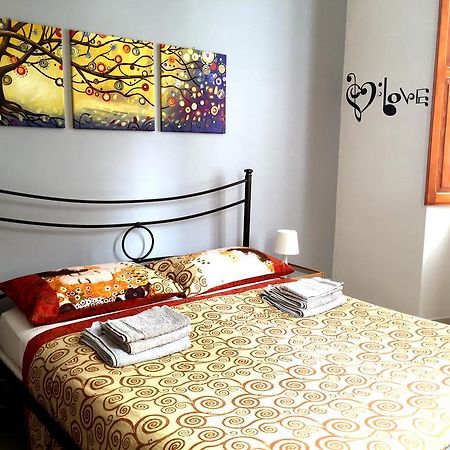 Aristocarli Bed and Breakfast Rom Rum bild